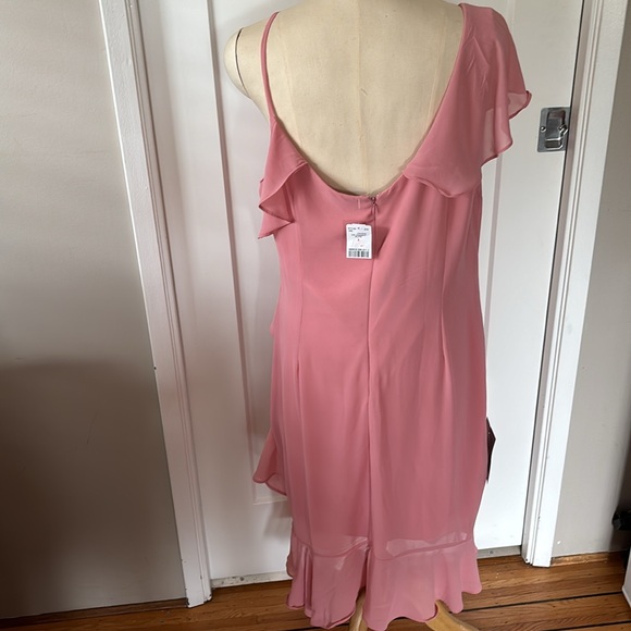 👗LE CHATEAU Pink Ruffle strap dress. Size XL. - Picture 3 of 10